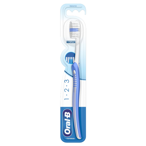 ORAL B MANUAL TOOTHBRUSH INDICATOR PLUS 35 1S