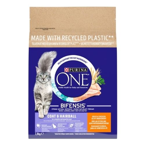 PURINA ONE COAT & HAIRBALL CHICKEN & WHOLE GRAINS DRY CAT FOOD 2.8KG